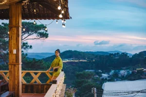 Tiệm nướng Khói Thông Đà Lạt, Tiệm nướng view rừng thông Đà Lạt, gà nướng cơm lam, lẩu cá tầm